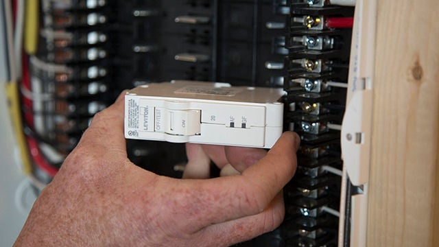 Instalación de un interruptor Leviton