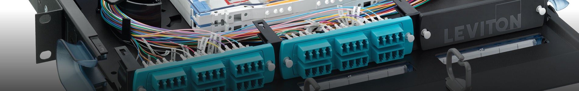 Sistema de fibra mundial para instalaciones OPT-X SDX